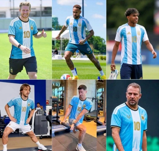 Messi pólóban mindenki